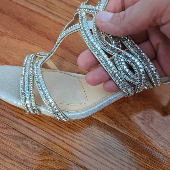 Shoes - Picture 4 of 7